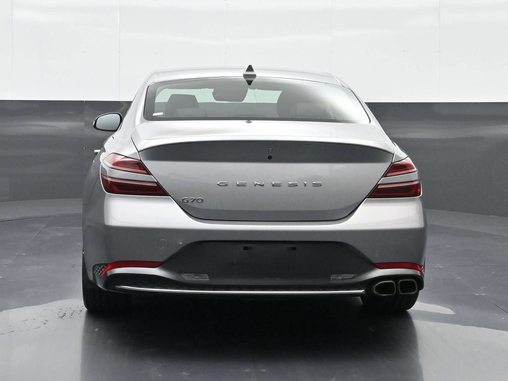 2023 GENESIS G70 Standard - Photo 16