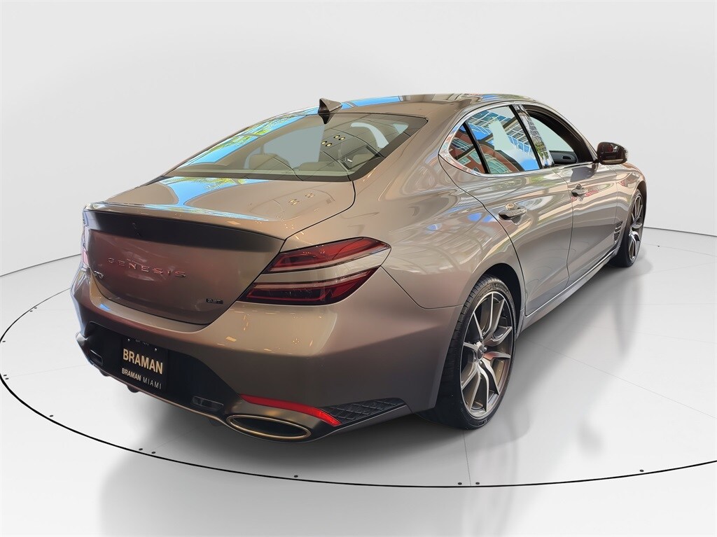 2022 Genesis G70 3.3T photo 3
