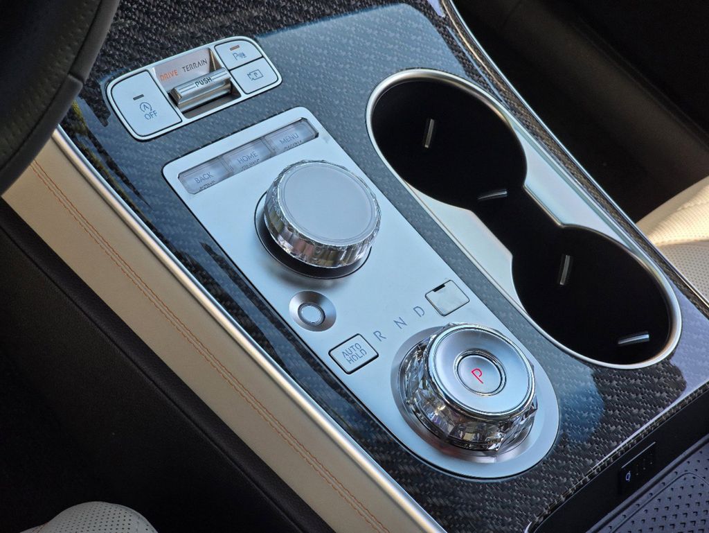 2026 GENESIS GV70 Sport Prestige - Photo 16