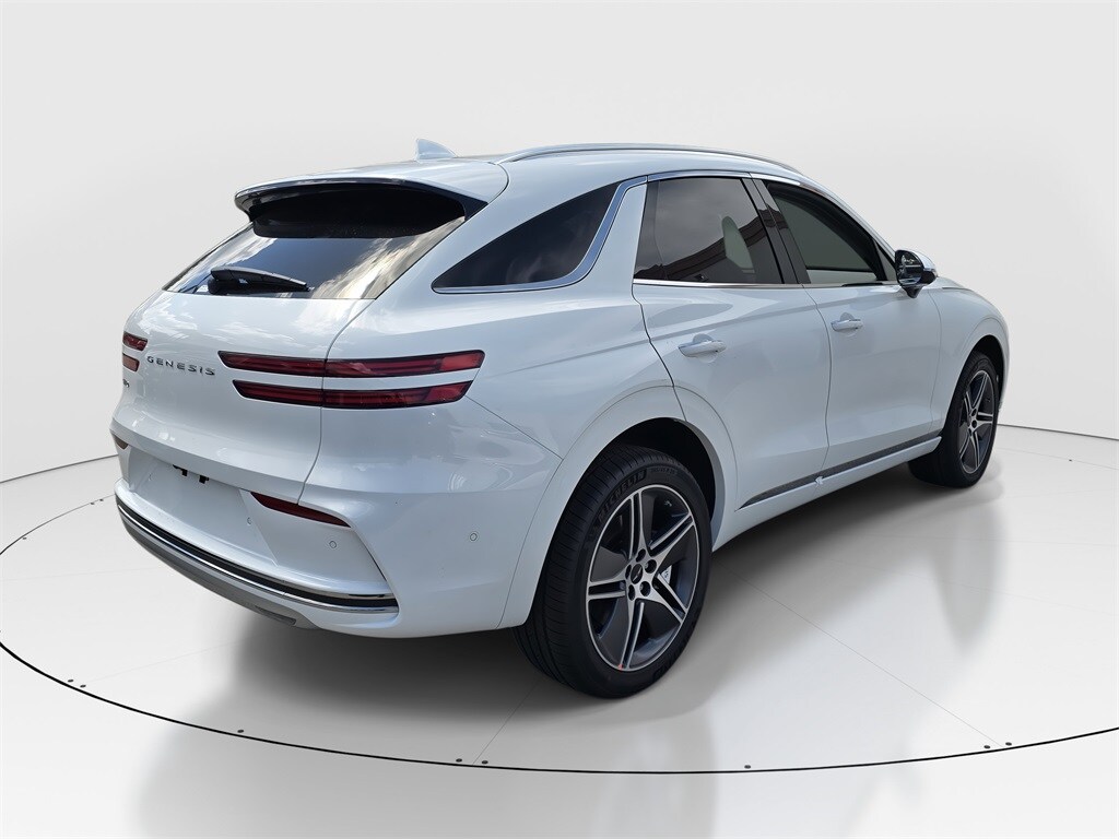 2026 Genesis Electrified GV70 Advanced photo 3
