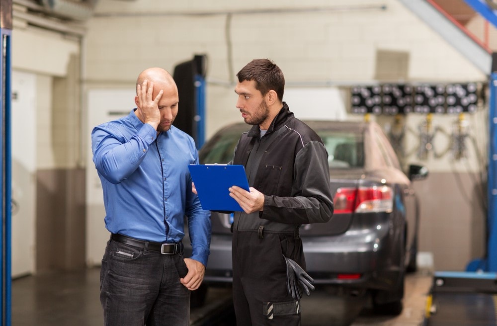 Classic Signs of a Dishonest Mechanic in Miami, FL