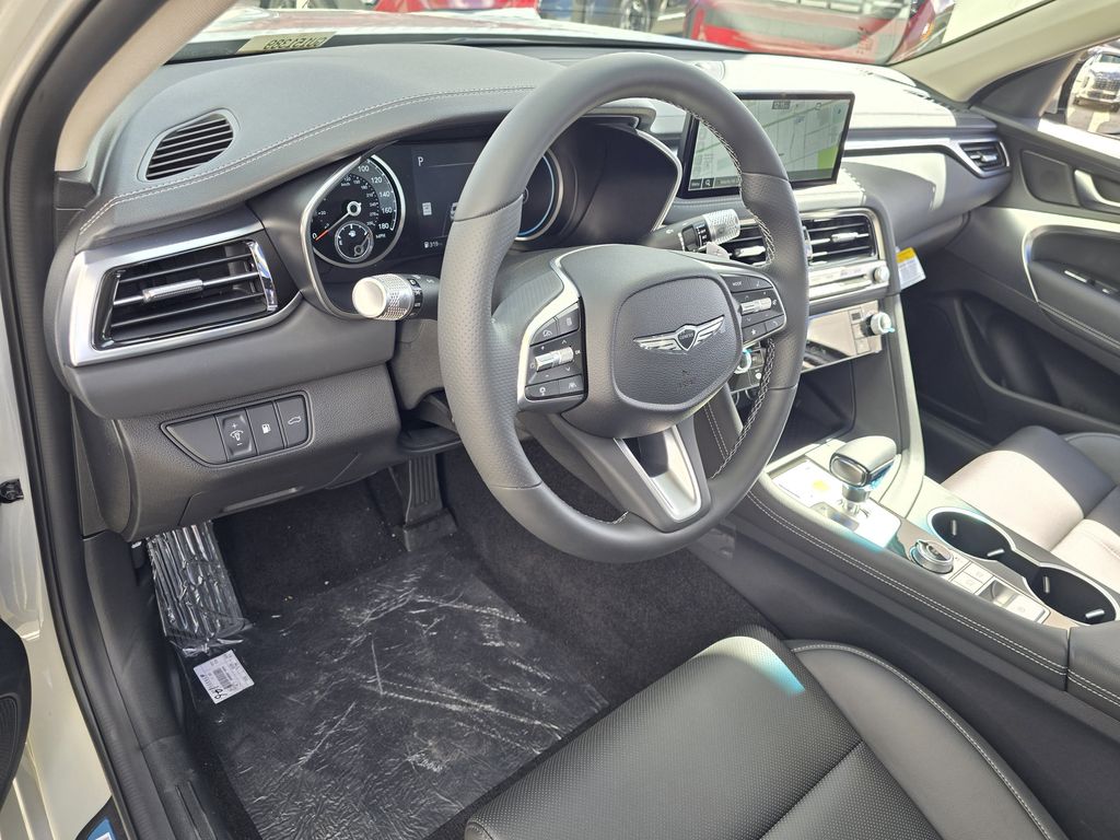 2026 GENESIS G70 Standard - Photo 13