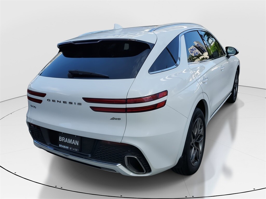 2023 Genesis GV70 2.5T Select photo 3
