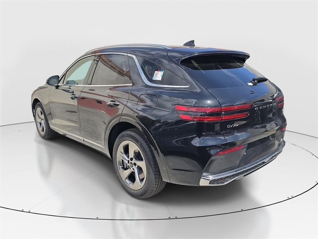 2026 Genesis GV70 2.5T Advanced photo 4