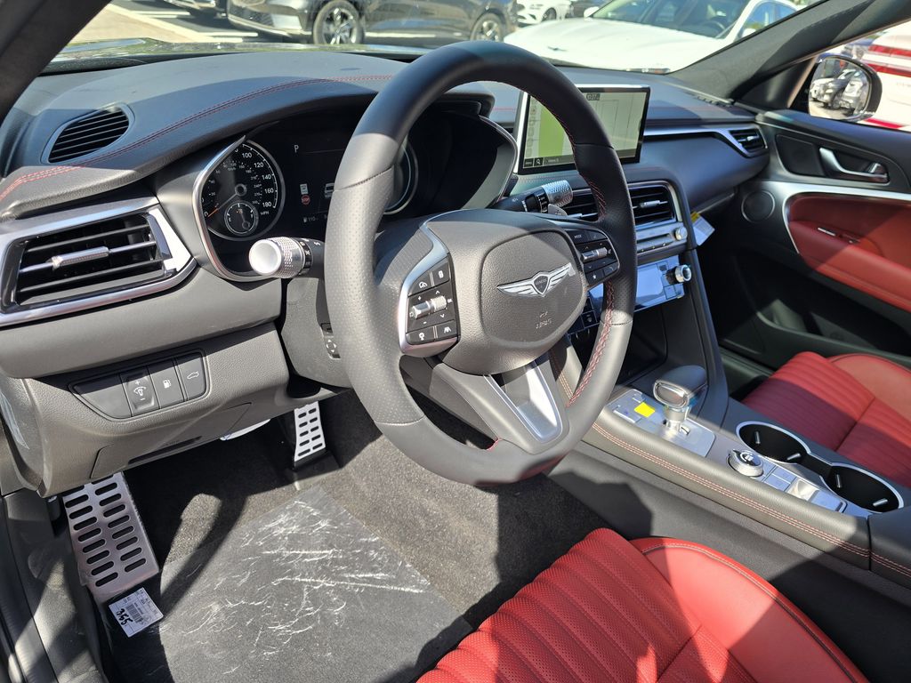 2025 GENESIS G70 Standard - Photo 14