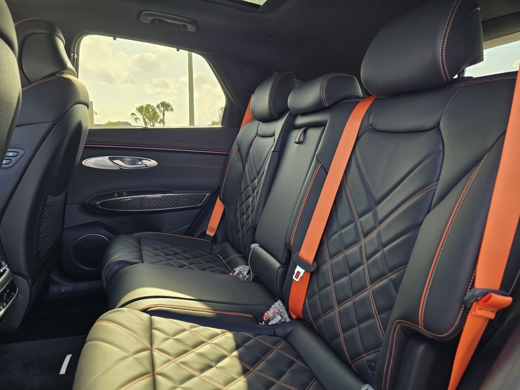 2026 GENESIS GV70 Sport Prestige - Photo 12
