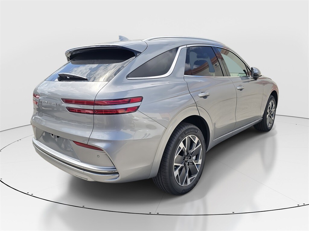 2026 Genesis Electrified GV70 Advanced photo 3