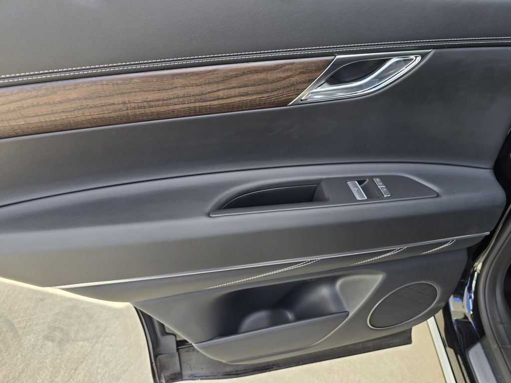 2025 GENESIS GV80 Advanced - Photo 13