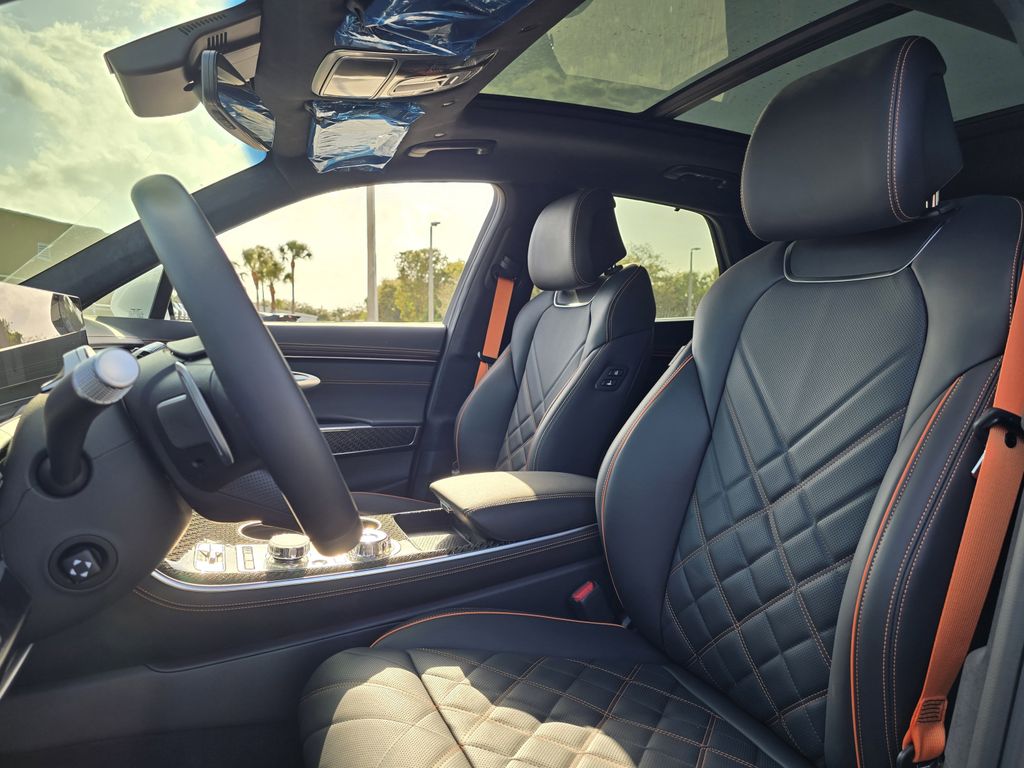 2026 GENESIS GV70 Sport Prestige - Photo 15