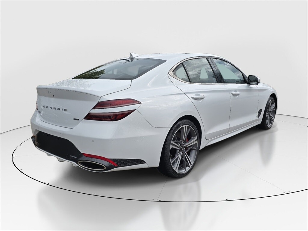 2025 Genesis G70 2.5T Sport Prestige photo 3