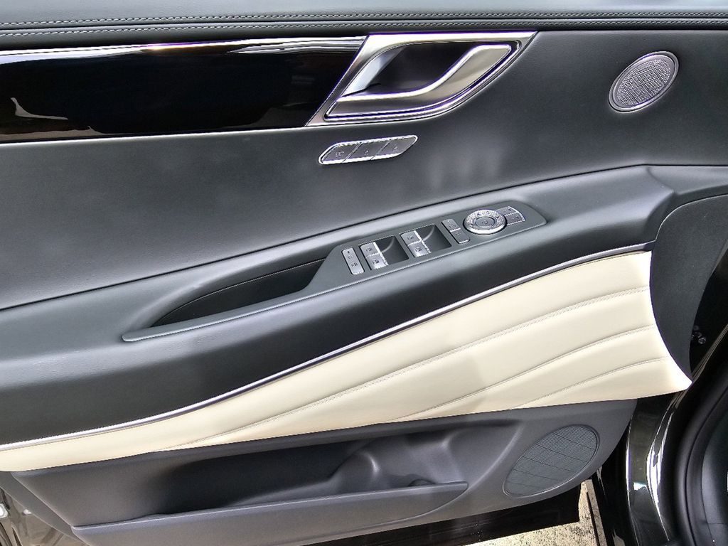 2025 GENESIS GV80 Standard - Photo 15