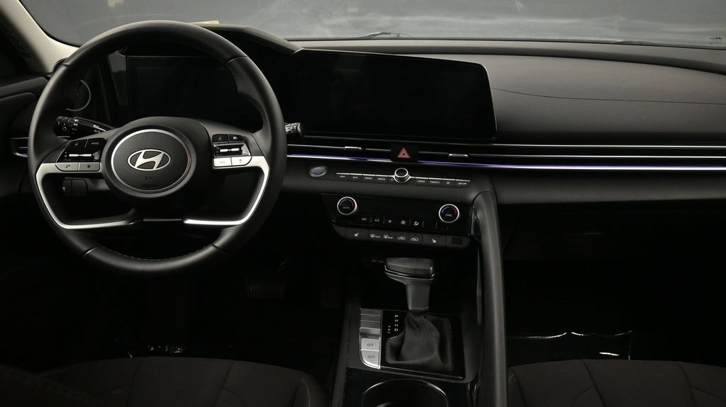 Certified 2024 Hyundai Elantra SEL Sedan