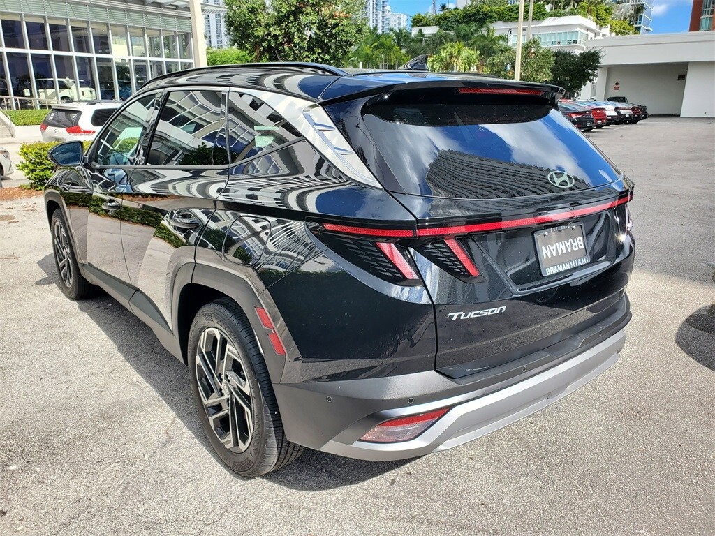 2025 Hyundai Tucson Limited photo 3