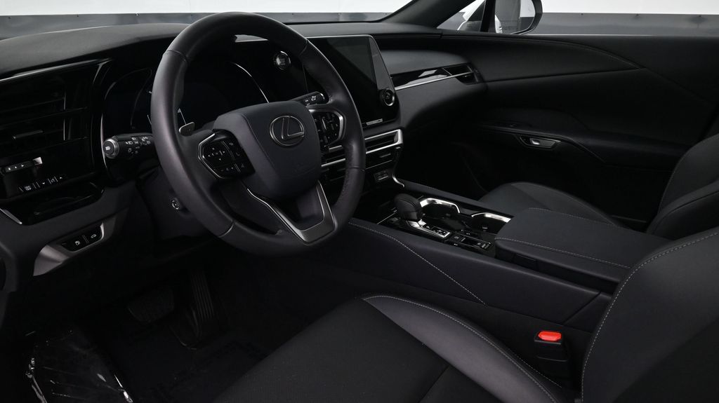 2025 Lexus RX 350 - Photo 7