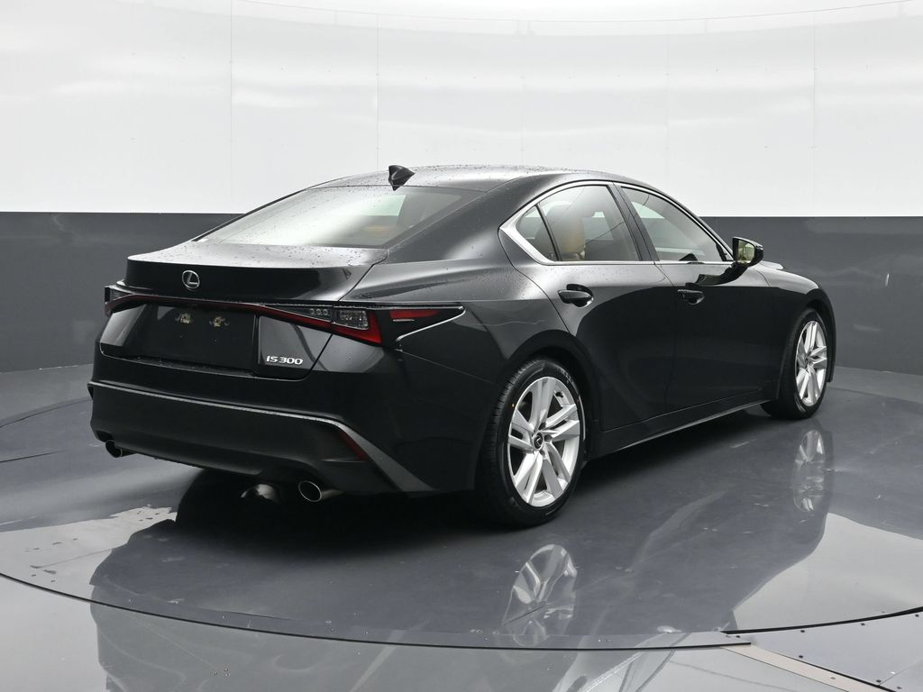 2024 Lexus IS 300 - Photo 14