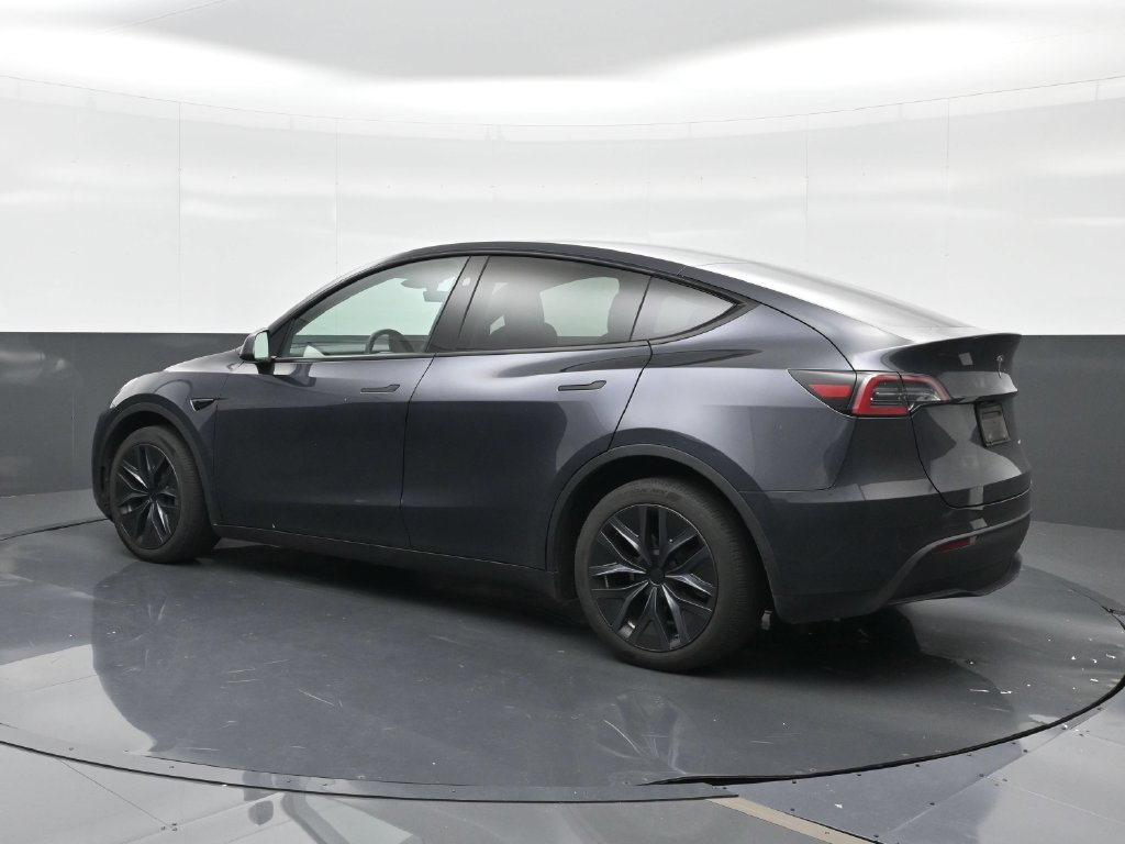 Used 2024 Tesla Model Y Long Range SUV