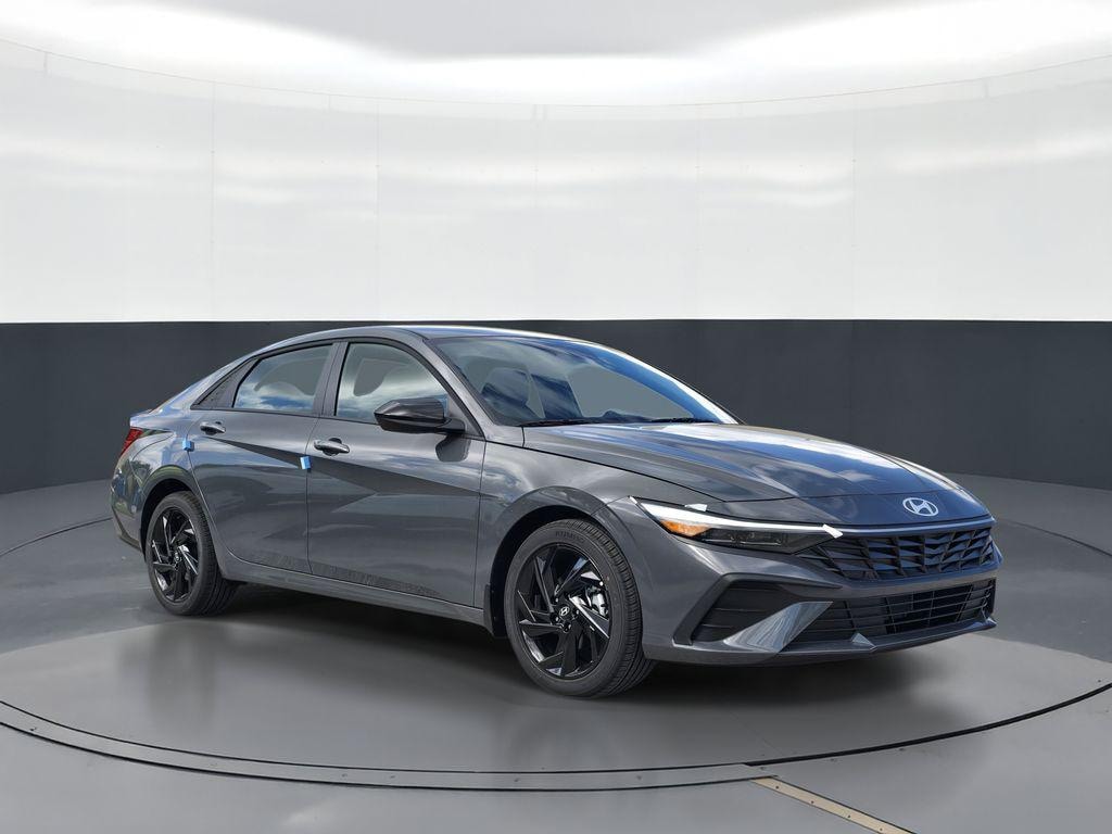 New 2026 Hyundai Elantra SEL Sport Plus Sedan