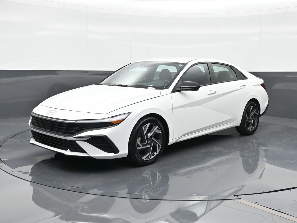 2025 Hyundai Elantra SEL