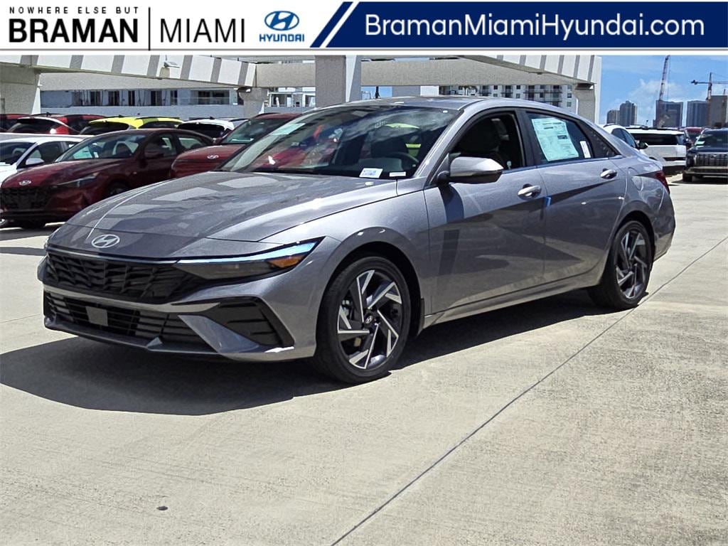 New 2025 Hyundai Elantra SEL Sport Sedan