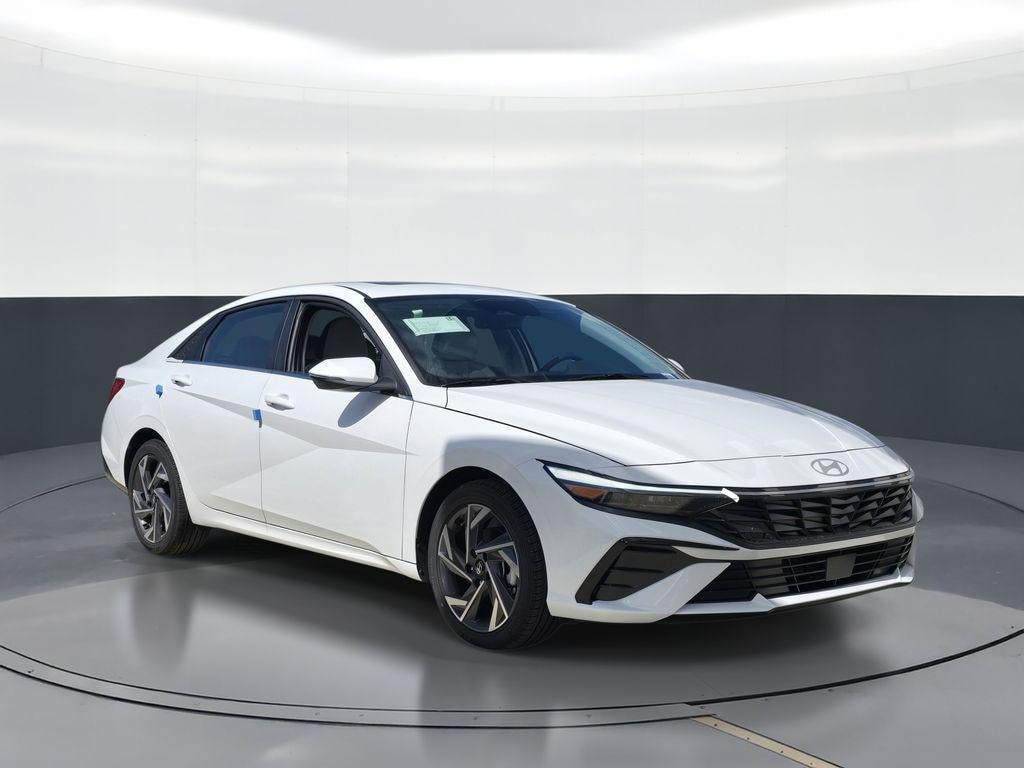 New 2026 Hyundai Elantra Limited Sedan