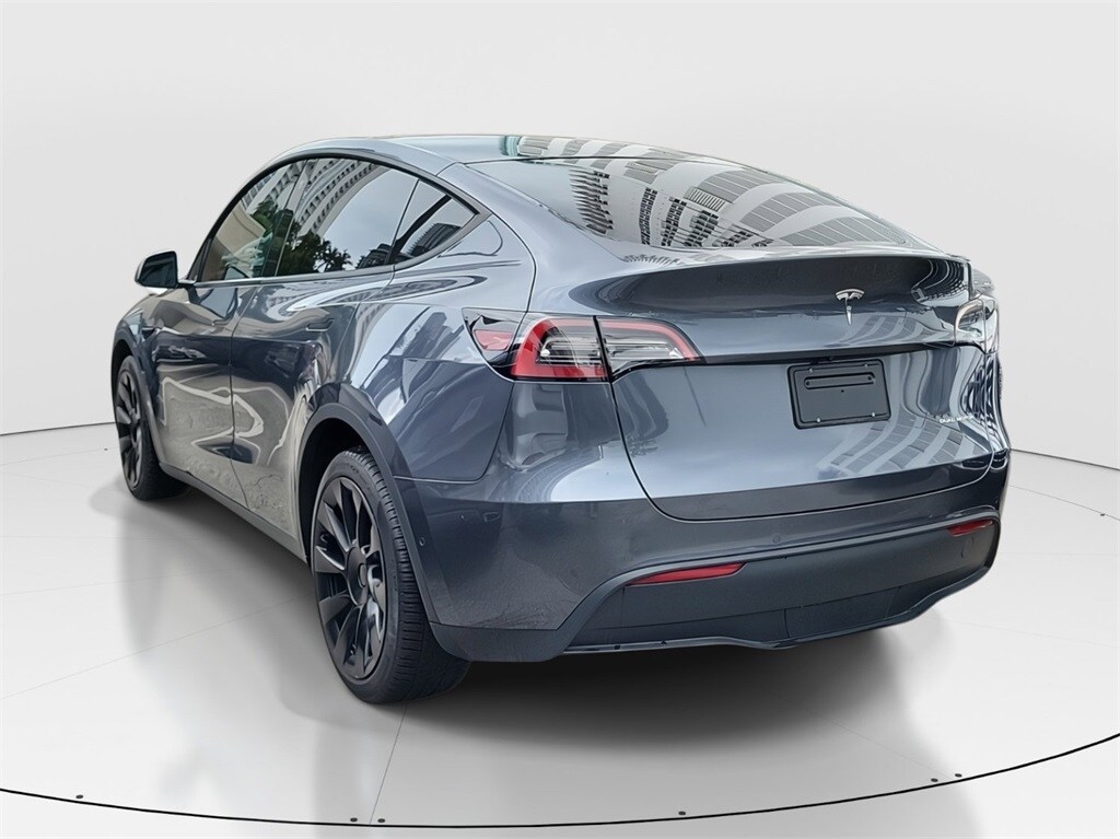 Used 2022 Tesla Model Y For Sale at Bentley Miami VIN 7SAYGDEE8NA006132