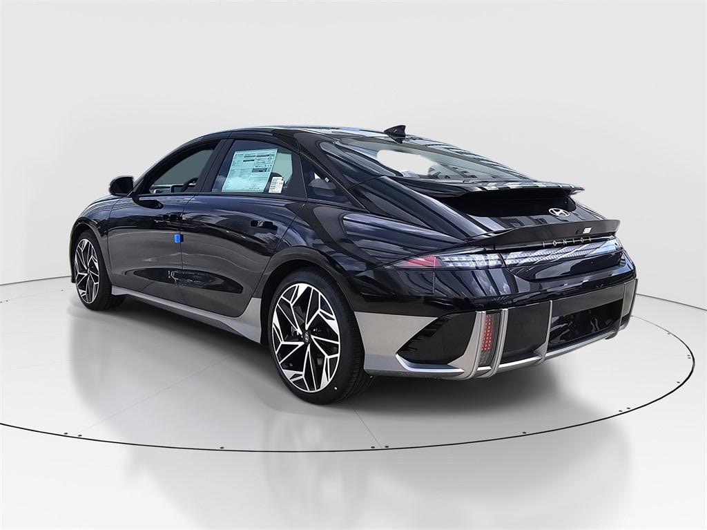 New 2025 Hyundai IONIQ 6 SEL Sedan
