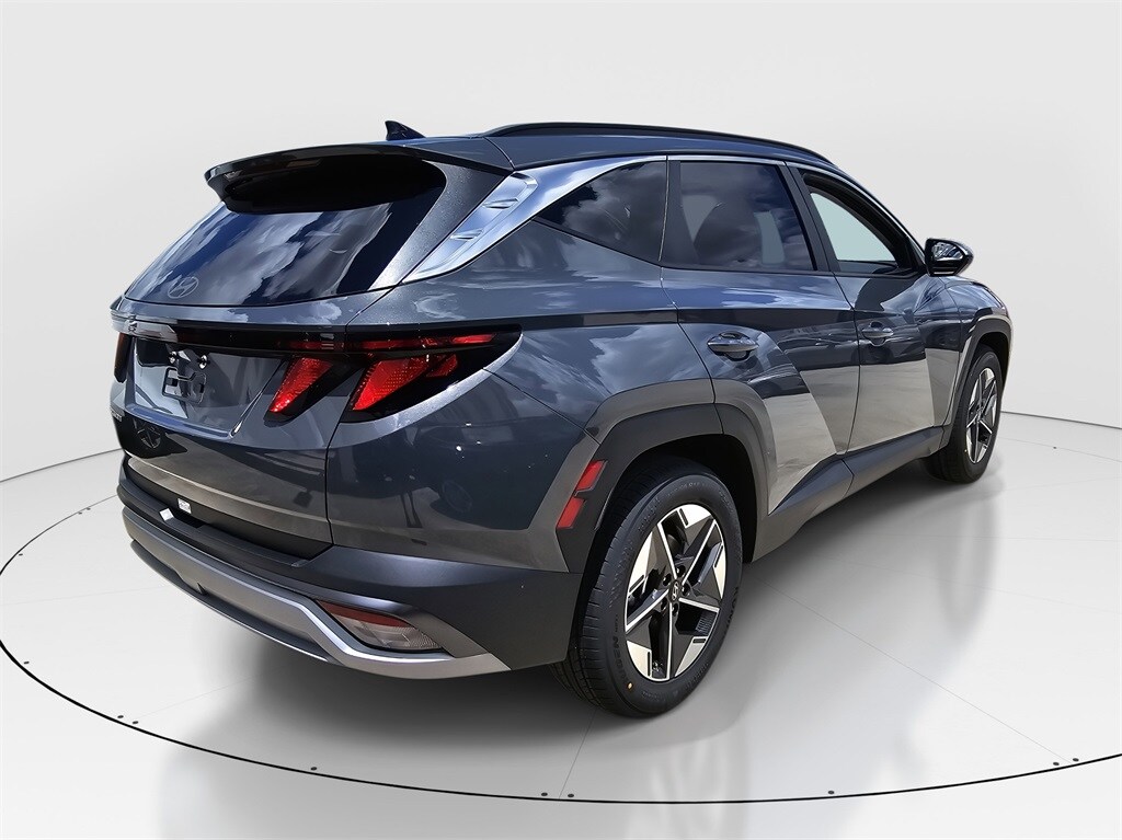 2026 Hyundai Tucson SEL photo 3