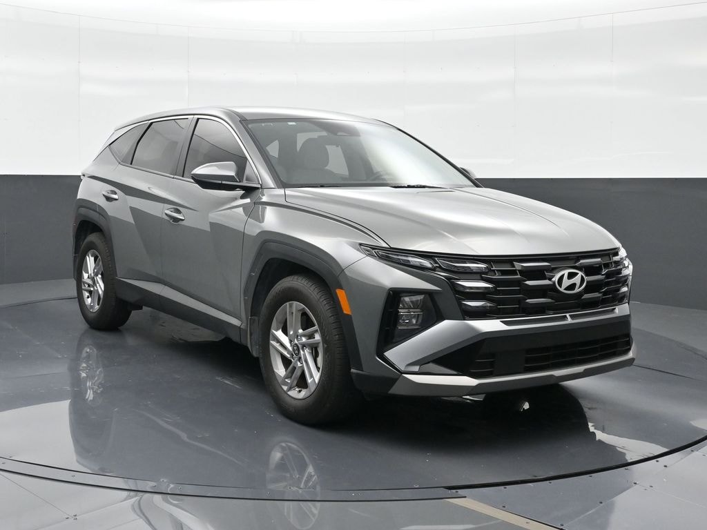 Certified 2025 Hyundai Tucson SE SUV