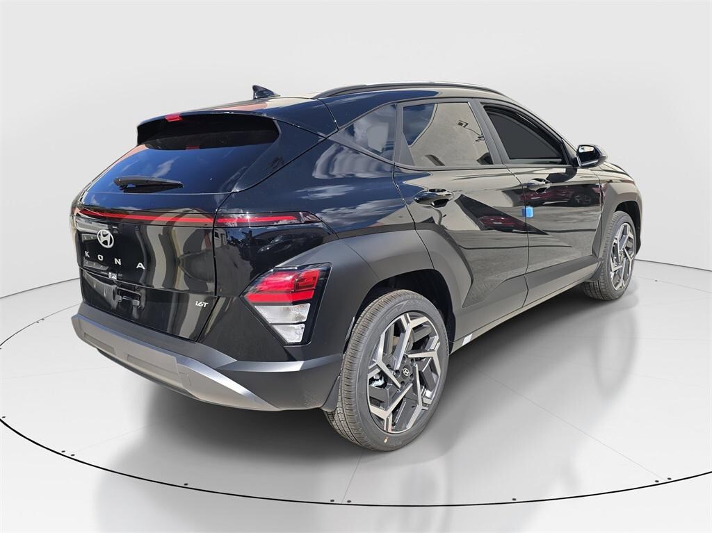 New 2026 Hyundai Kona SEL Premium FWD SUV