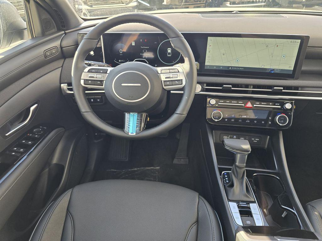 2026 Hyundai Santa Cruz Limited - Photo 9