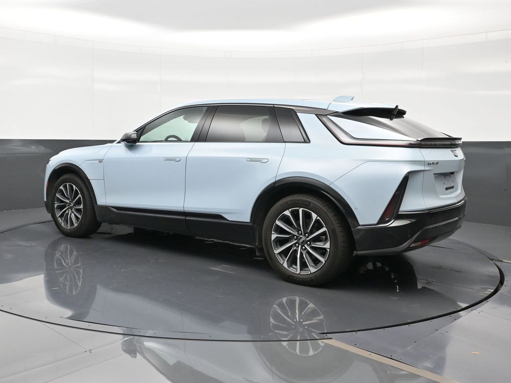 Used 2024 Cadillac LYRIQ Sport 1 with VIN 1GYKPTRK9RZ123776 for sale in Miami, FL