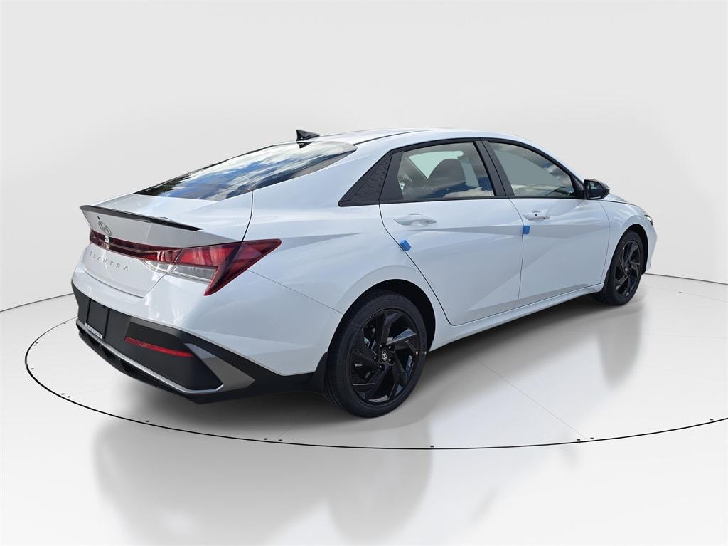 New 2026 Hyundai Elantra SEL Sport Sedan