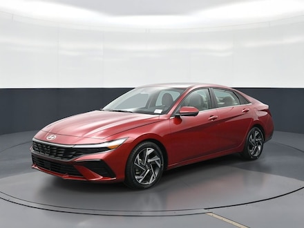 2024 Hyundai Elantra Limited Sedan