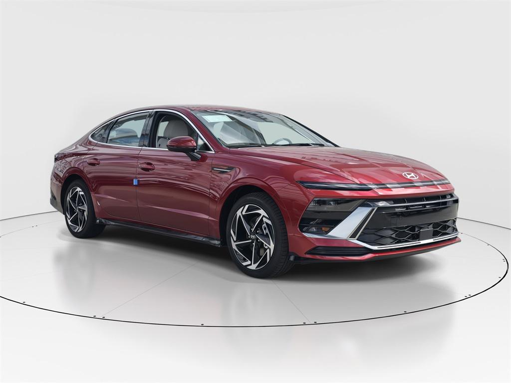 2026 Hyundai Sonata SEL Sport photo 2