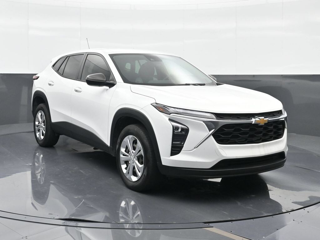 Used 2024 Chevrolet Trax LS SUV