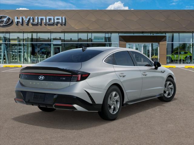 2025 Hyundai Sonata SE photo 4