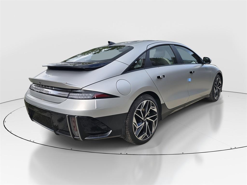 New 2025 Hyundai IONIQ 6 SEL Sedan