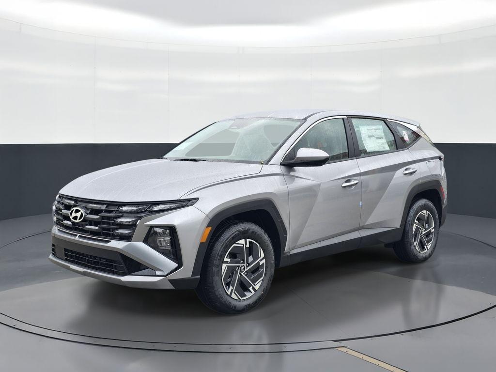 New 2026 Hyundai Tucson Hybrid SE SUV