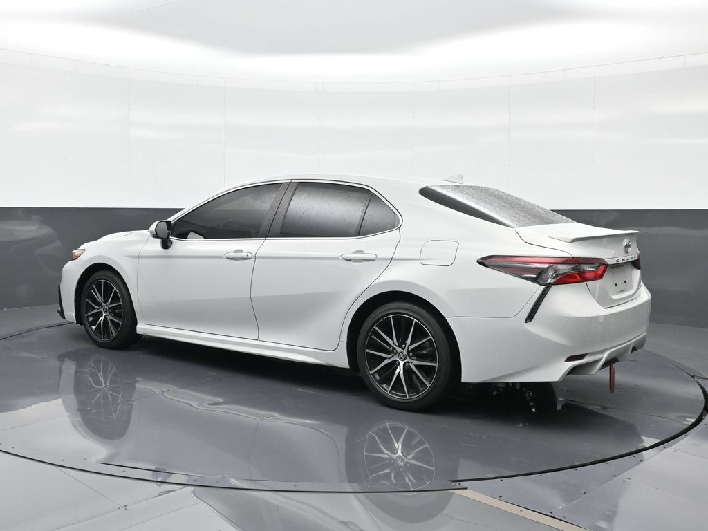 Used 2024 Toyota Camry SE Sedan