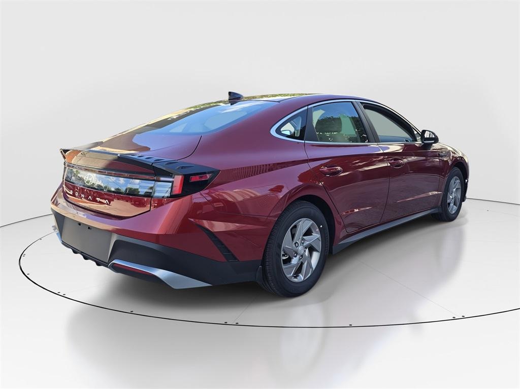 New 2026 Hyundai Sonata SE Sedan