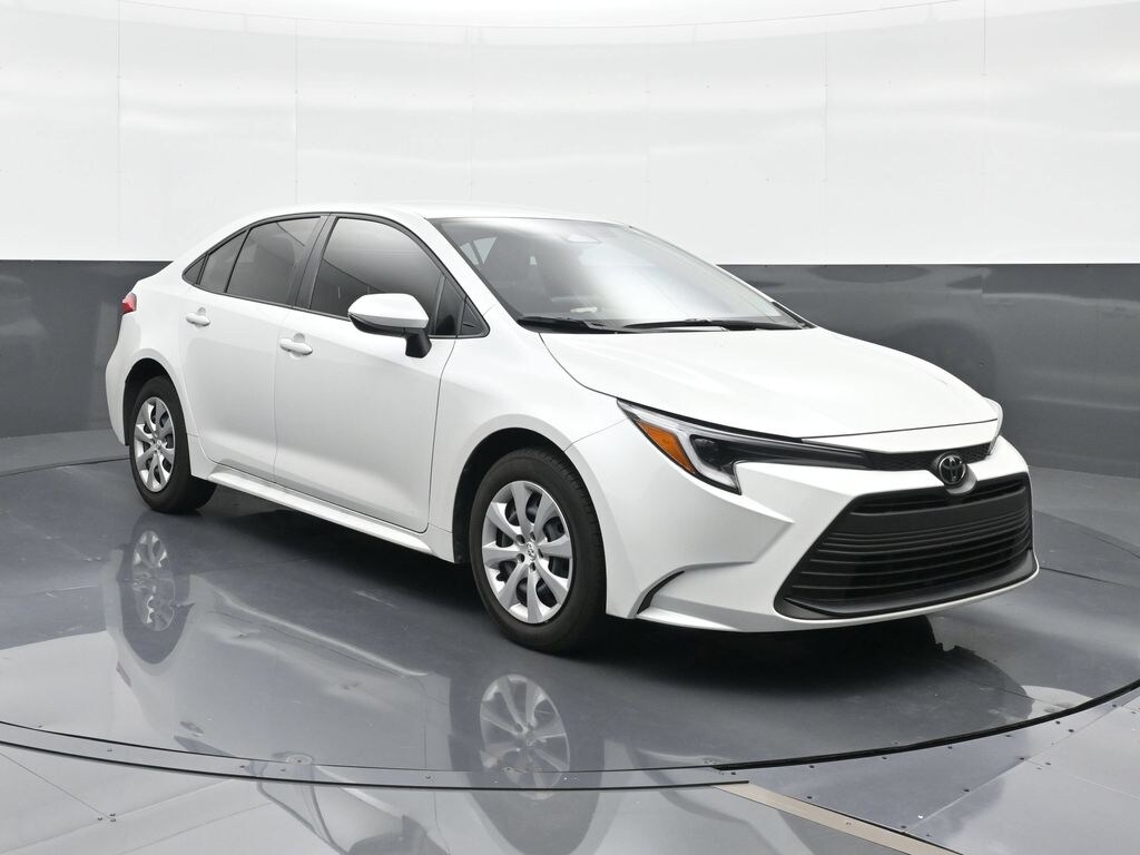 Used 2026 Toyota Corolla Hybrid LE Sedan