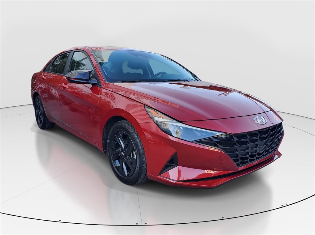Used 2023 Hyundai Elantra SEL Sedan