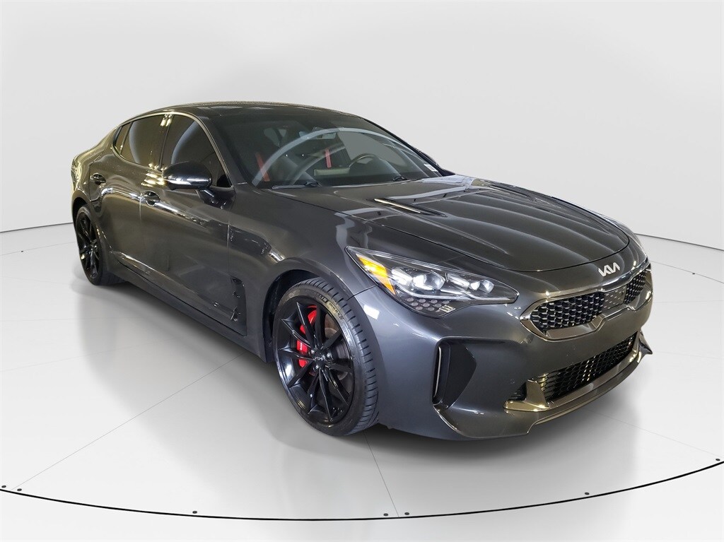 2023 Kia Stinger GT2 photo 2