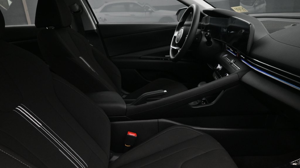 Used 2024 Hyundai Elantra SEL Sedan
