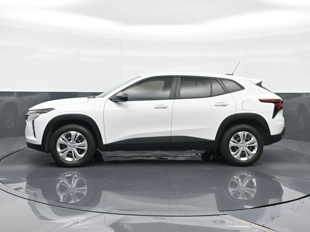 Used 2024 Chevrolet Trax LS SUV