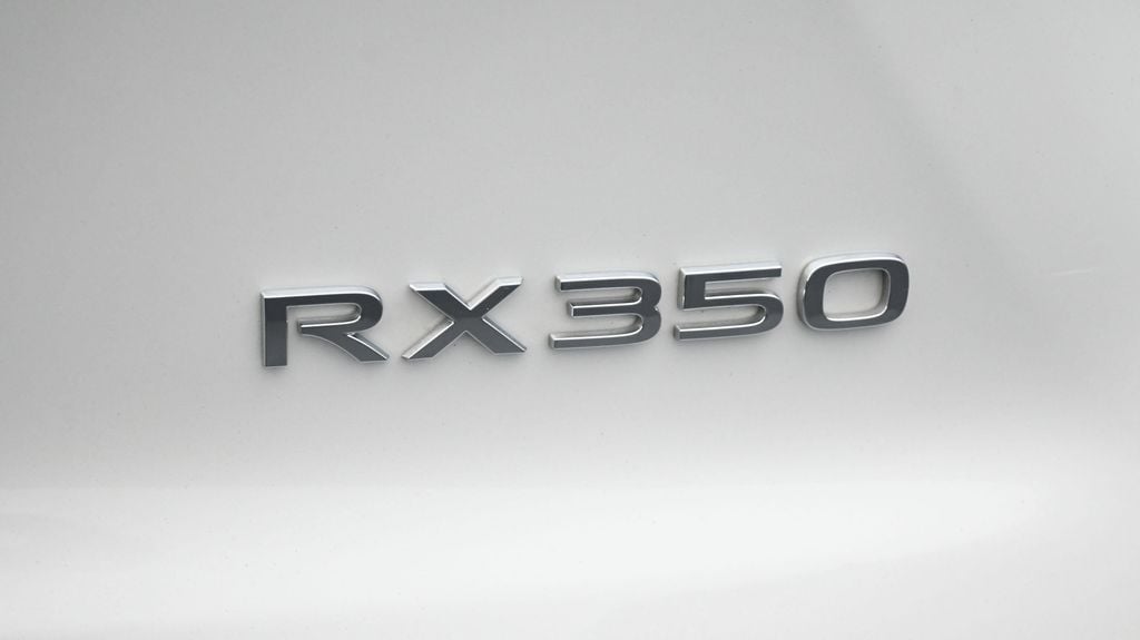 2025 Lexus RX 350 - Photo 21