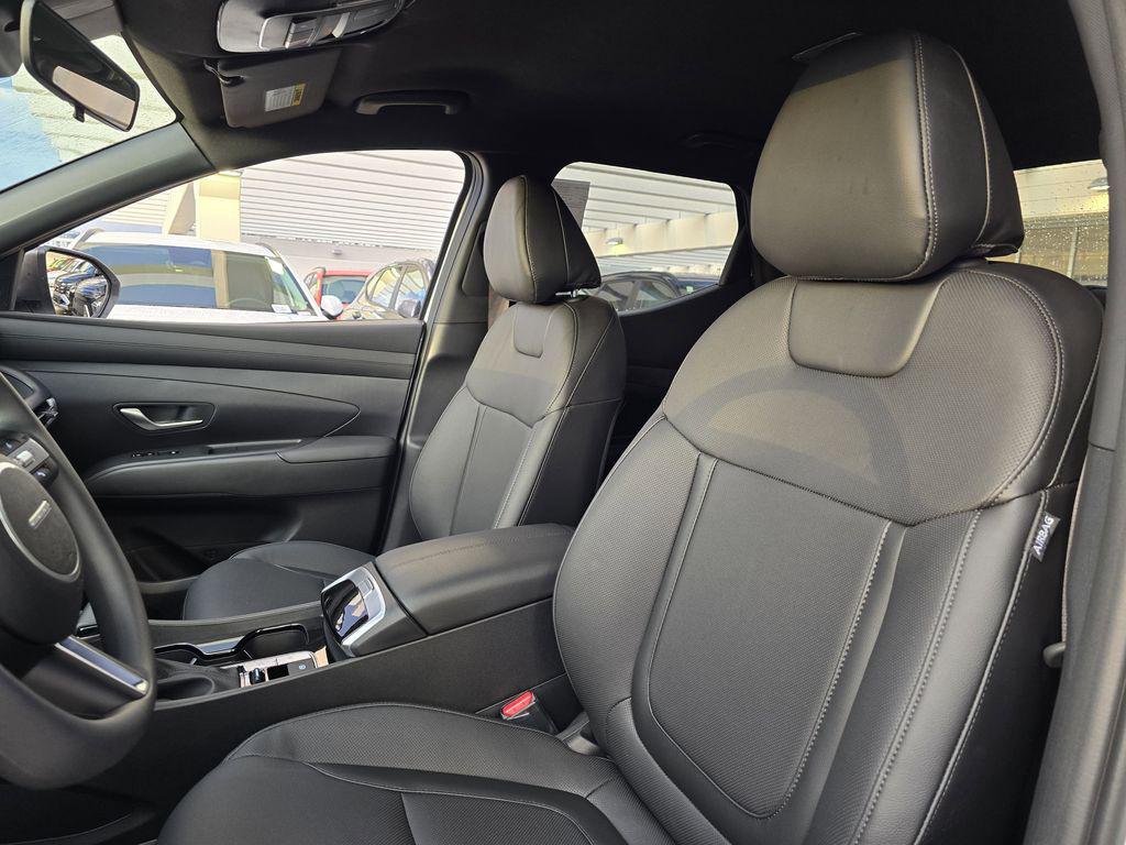 2026 Hyundai Santa Cruz SEL - Photo 14