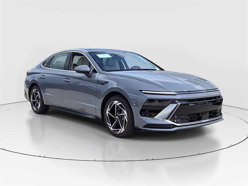 New 2026 Hyundai Sonata SEL Sport Sedan
