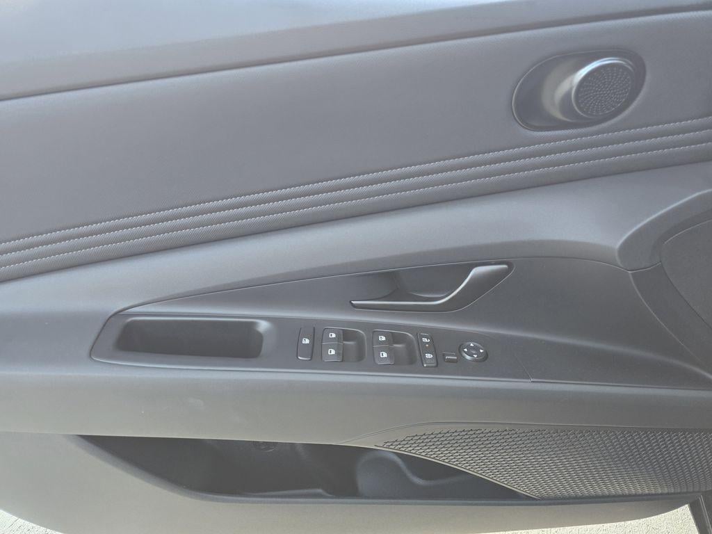 2026 Hyundai Elantra SEL Sport - Photo 15