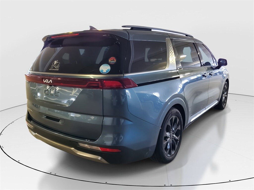 2023 Kia Carnival SX Prestige photo 2